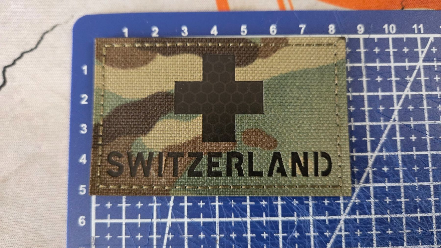 Placchette & Badge: Patch Badge SWITZERLAND idea 50x80mm Tarn – Nuovo (secondo la descrizione) da Effretikon venduto da easyjones 1