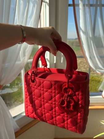 Lady Dior Tasche medium ultra matte