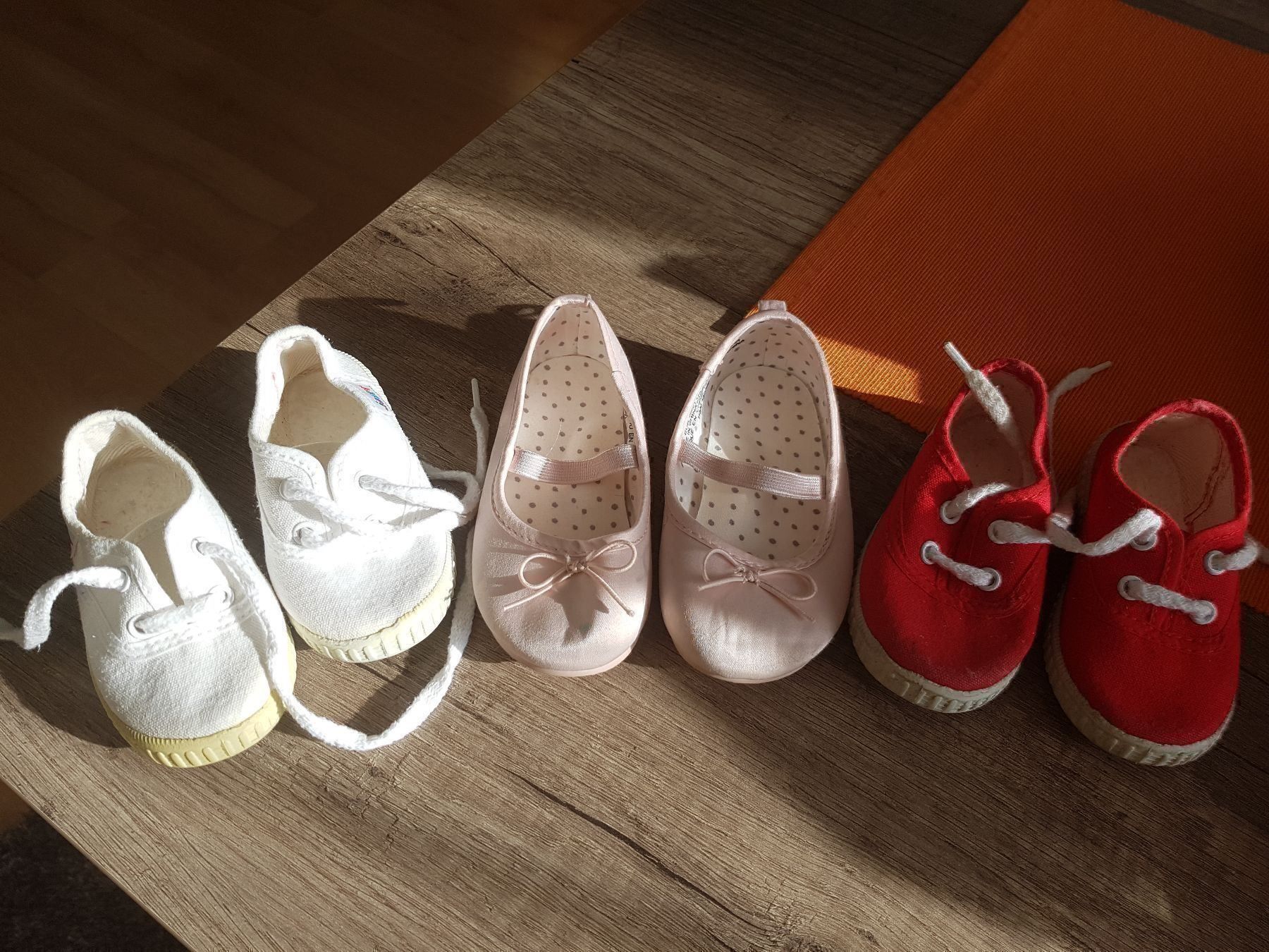 Schuhe für Jungen: Mädchenschuhe – Gebraucht aus Schöfflisdorf von CrRG21