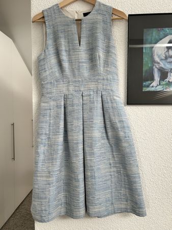 Sommerkleid Hallhuber Gr. 36 hellblau elegant luftig