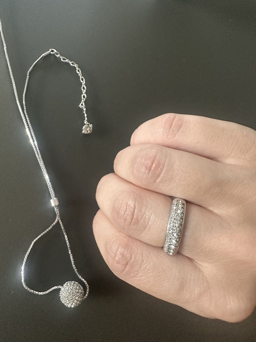 Swarovski Altri gioielli: Swarovski set: necklace and ring – Usato da Zürich venduto da Ele_fashionista 4