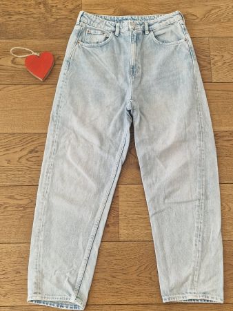 Jeans Weekday Mom Grösse W30 L28 hellblau neu