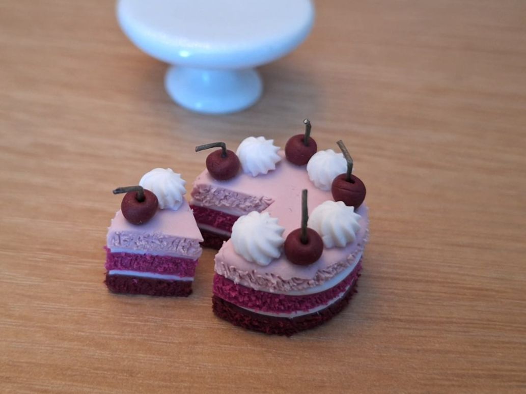 Puppenhäuser & -möbel: Handmade Kirschtorte – Neu (gemäss Beschreibung) aus Zürich von HandmadeTinyFood 5