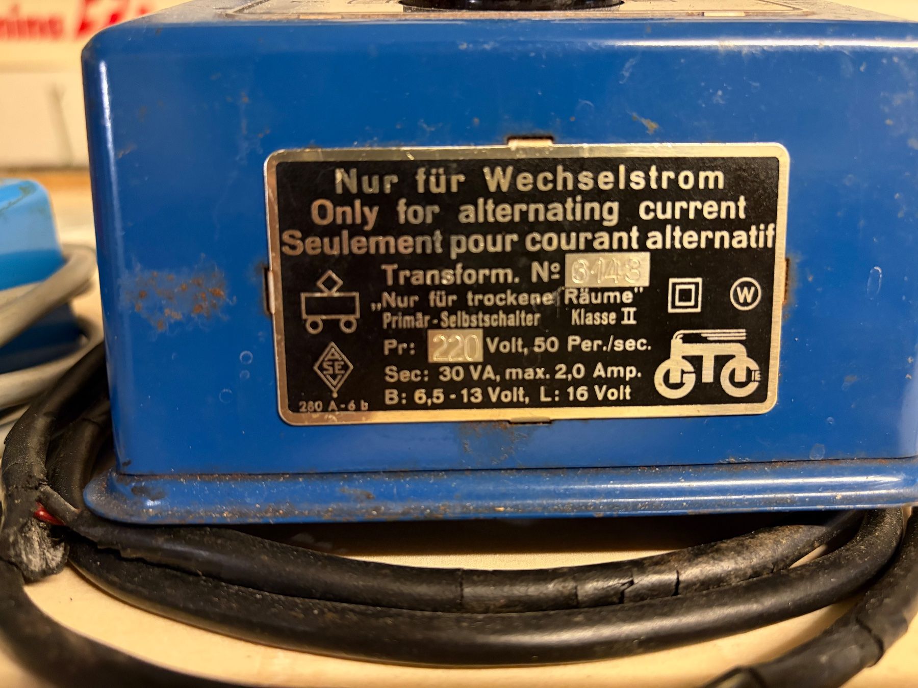 Märklin Modelleisenbahnen: Märklin Trafo 2Stk. – Defekt aus Spiez von mischu_92 1