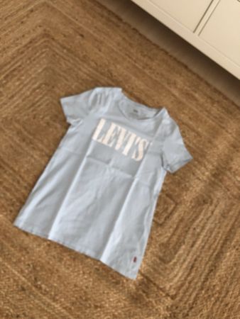Levi's T-Shirt hellblau Gr. S kurzärmlig Sommer Top ☀️