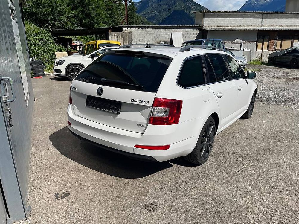Automobili: SKODA OCTAVIA 1.6D 4X4 - TURBO DA SOSTITUIRE – Usato da Biasca venduto da GarageRDCSagl 2