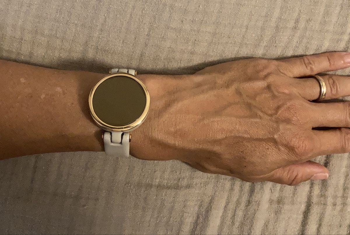 Garmin Smartwatch: Garmin Lilly – Gebraucht aus Riehen von Lealua 3