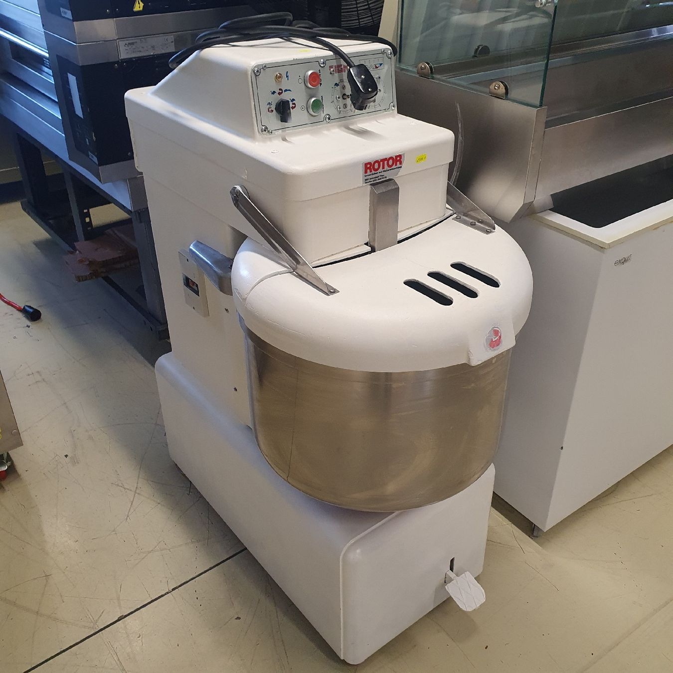 Elettrodomestici da cucina: Teigknetmaschine – Usato da Niederwangen BE venduto da HasGastrobedarf 3