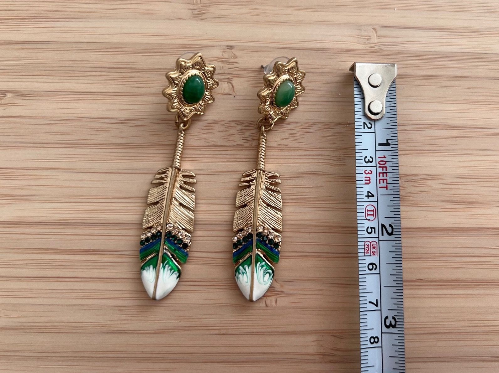 Orecchini pendenti & Orecchini a lobo: Multicolor feather-shaped drop earrings – Nuovo (secondo la descrizione) da Genève venduto da Ballpencase 2