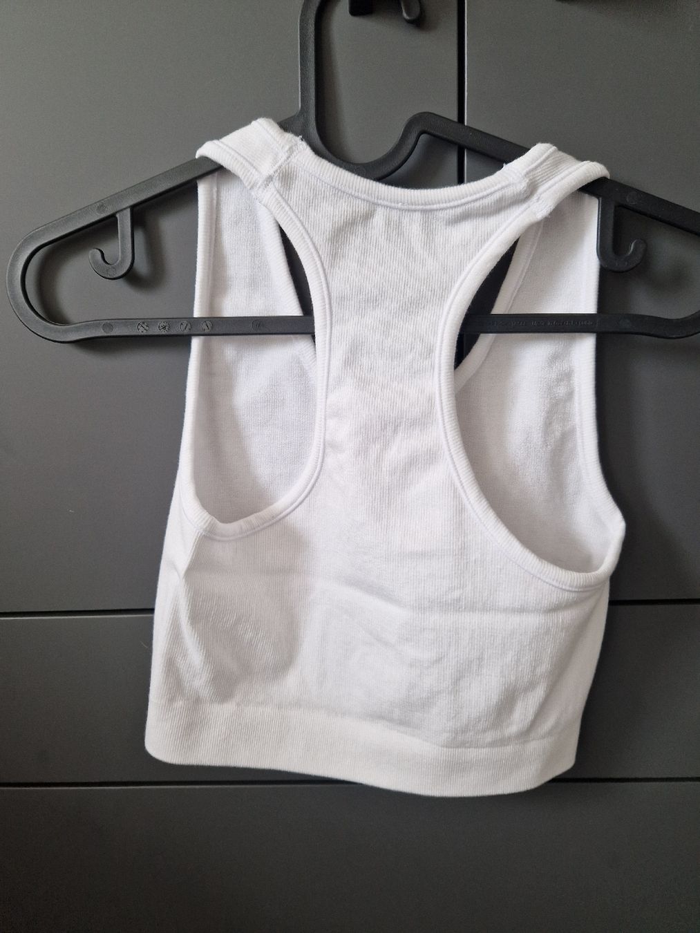 Top: Croped Top weiss Gr. XS – Nuovo (secondo la descrizione) da Frauenkappelen venduto da sarahgygax_ 1