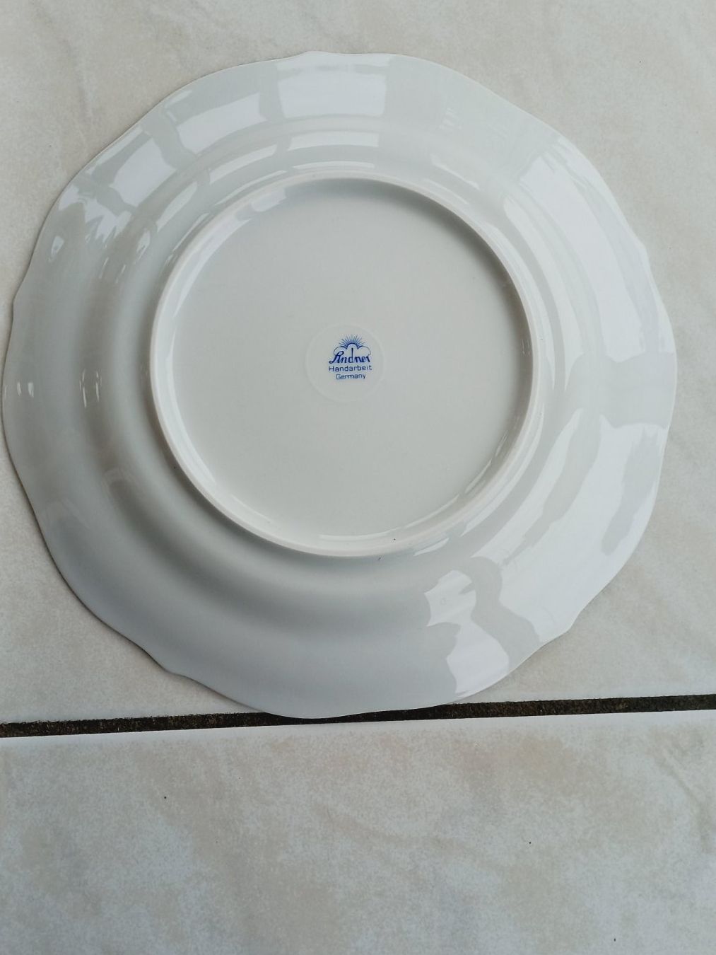 Lindner Teller: Lindner Porzellan Teller. – Neu und originalverpackt aus Winistorf von acreativ 1