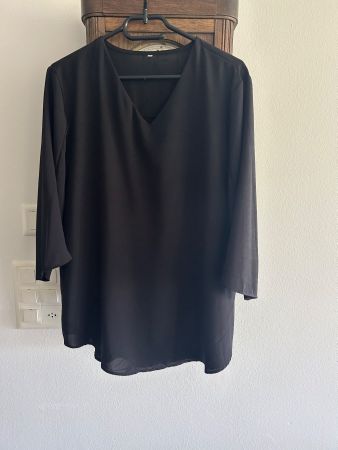 Elegantes Schwarzes Oberteil, Grösse L