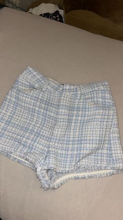 Tweed Shorts von Zara