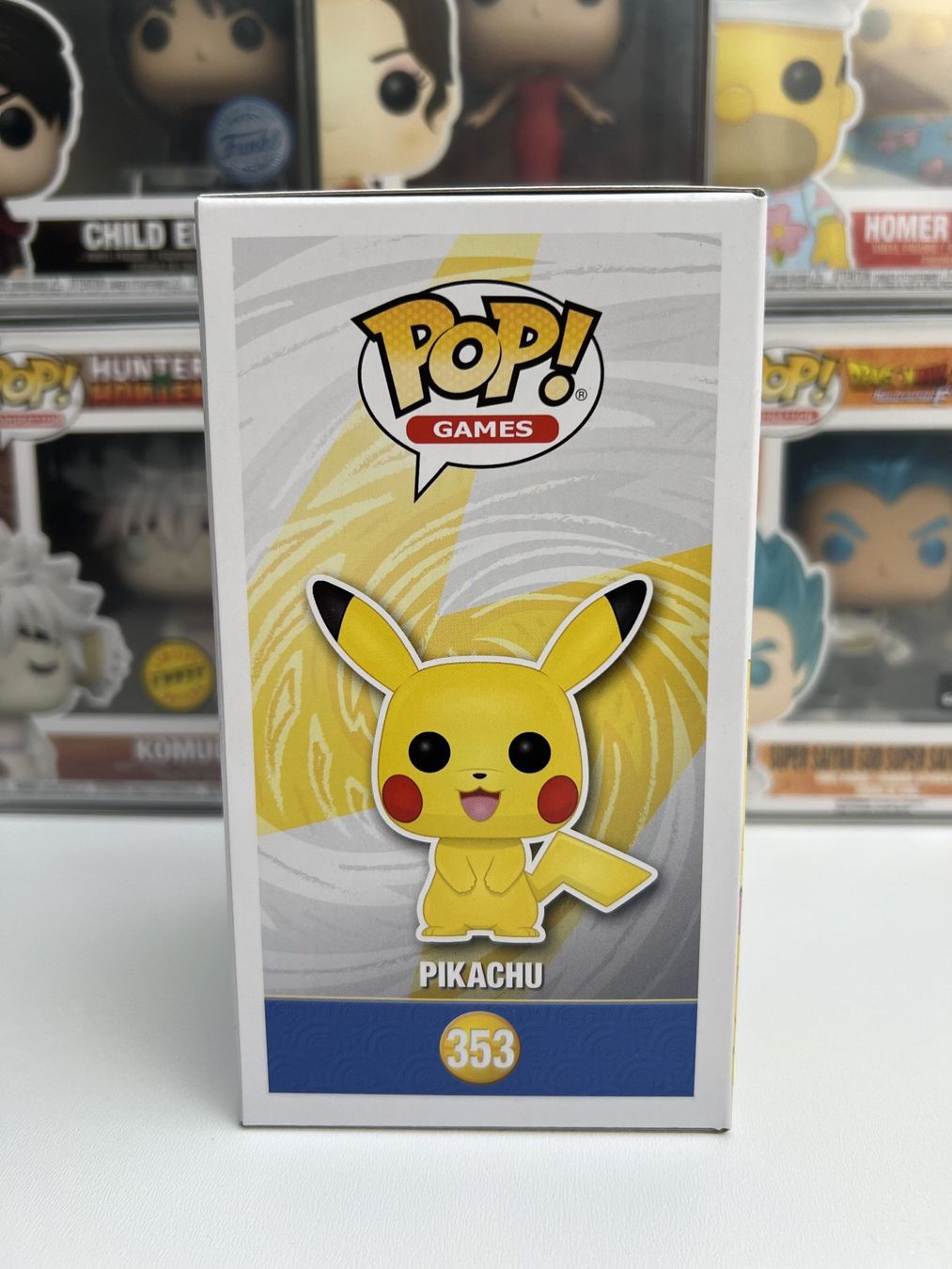 Funko Figuren: Funko POP! Games Pokémon Pikachu Argentée – Neu und originalverpackt aus Le Mouret von perfectbijou 1