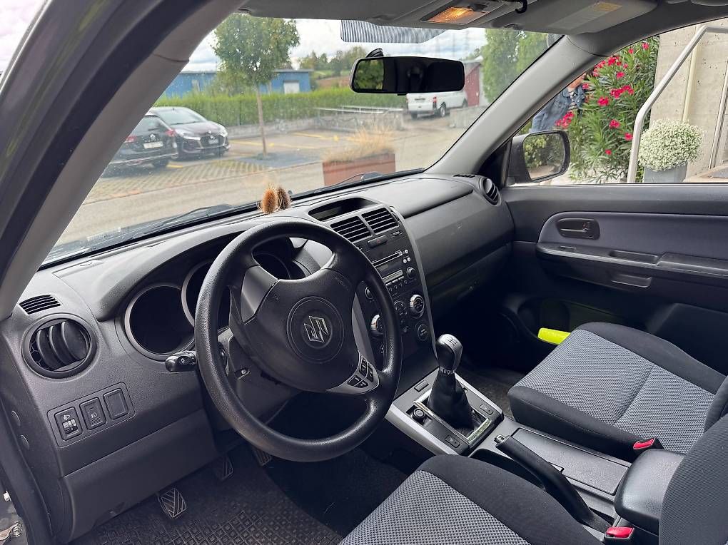 Autos: Robuster Geländewagen – Gebraucht aus Kaisten von voe_l62p 1