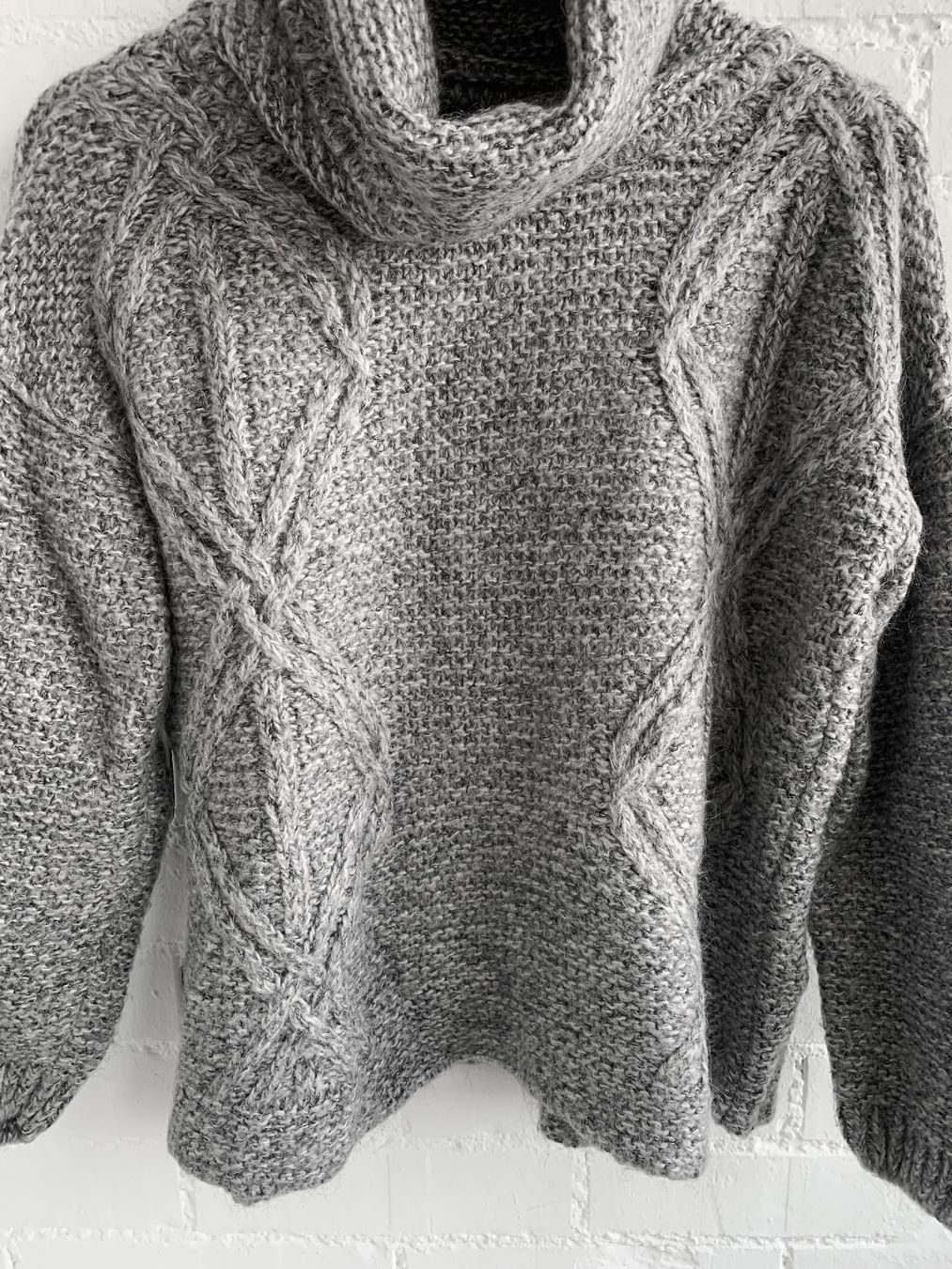 Zara Maglioni & Felpe: Grauer Strickpullover von Zara – Usato da Bern venduto da Fraeuleinhonig 2