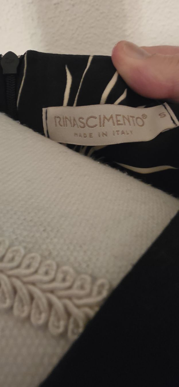 Vestiti: Kleid Rinascimento Gr 36 – Usato da St. Gallen venduto da mania03 2