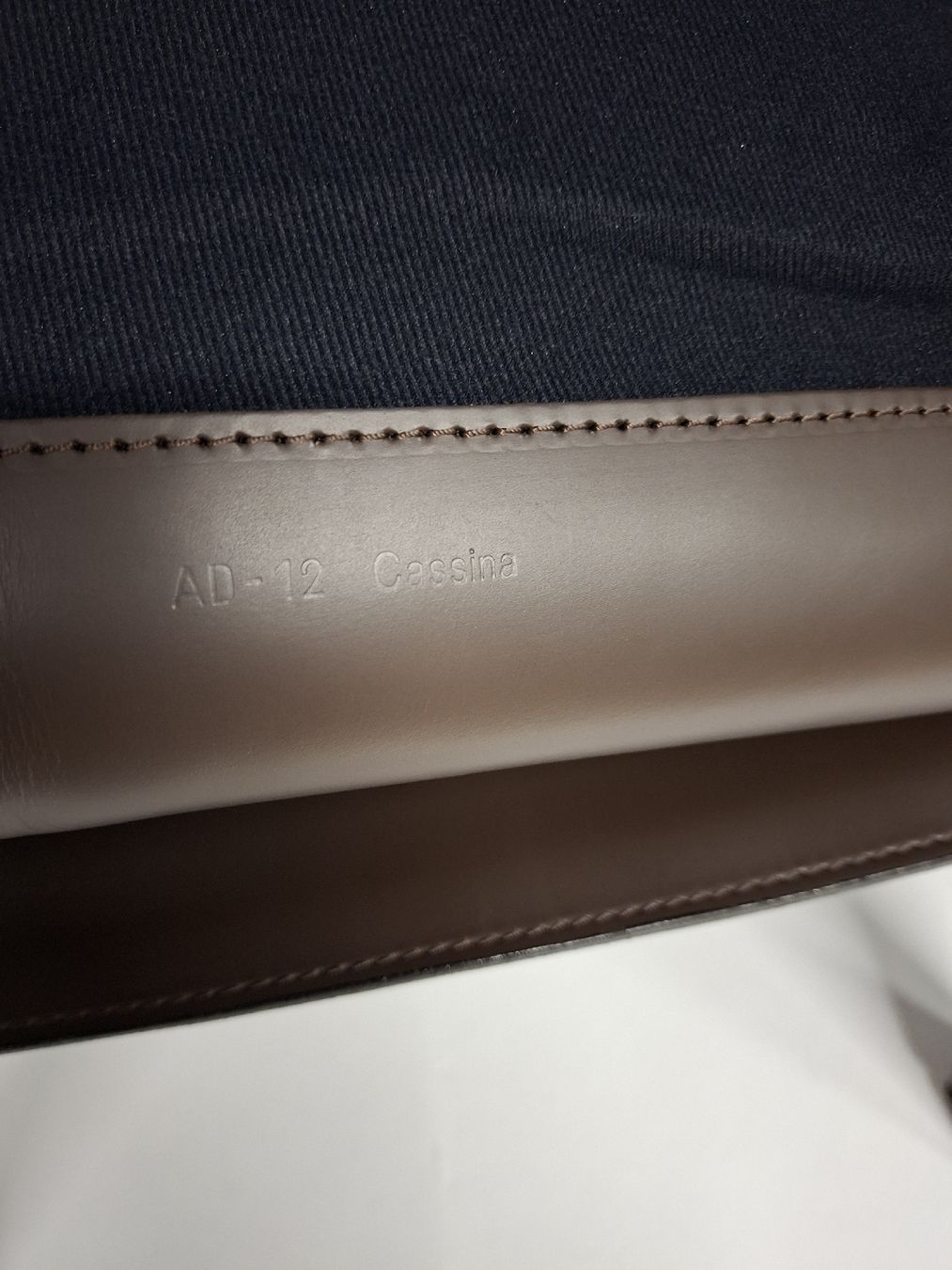 Cassina Poltrone: Cassina Cab 414 Sessel  von Mario Bellini – Usato da Gümligen venduto da V10-Shop 4