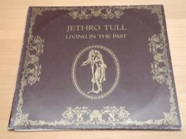 JETHRO TULL: LIVING IN THE PAST - 2 LPs - CHRYSALIS