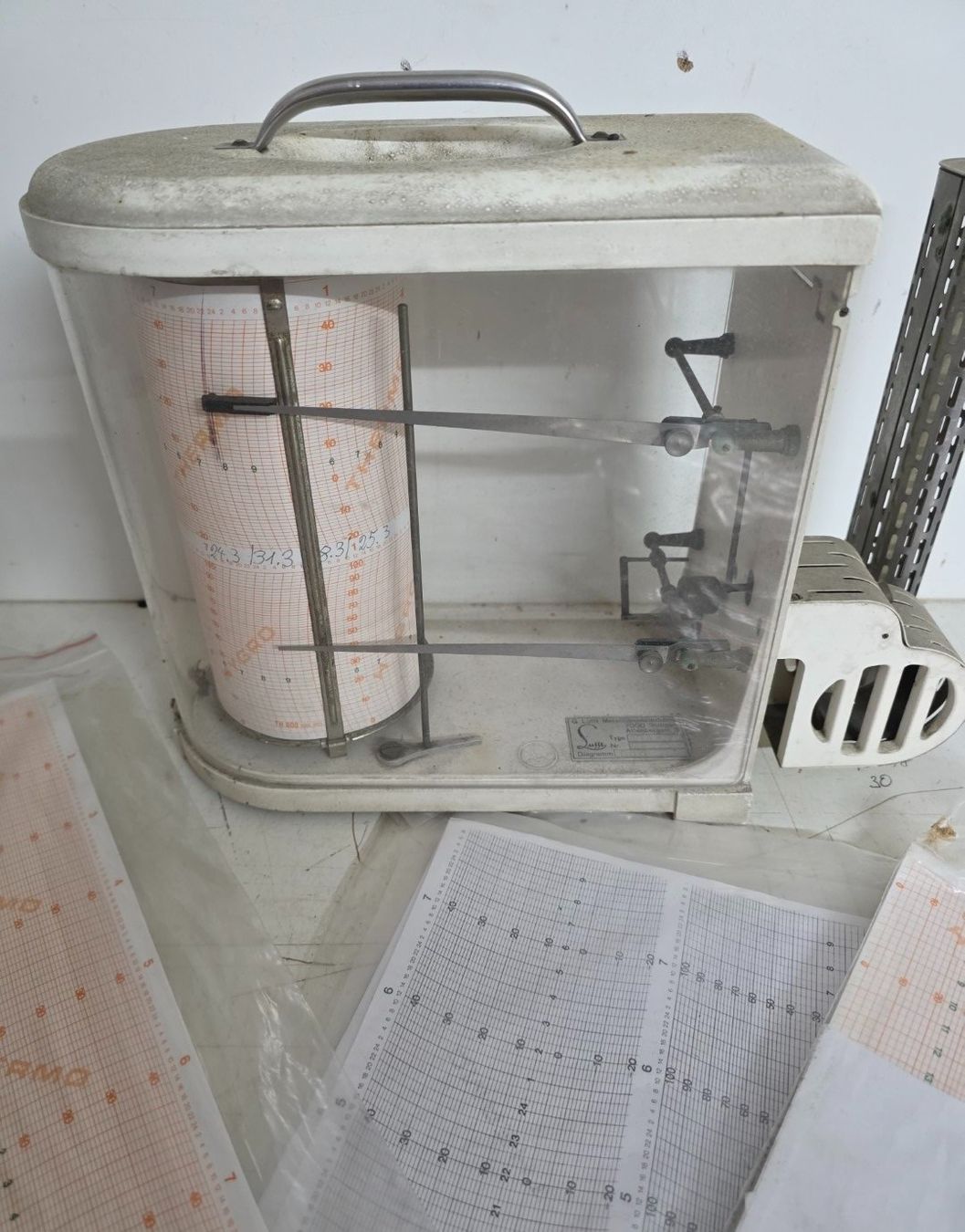 Sonstige antike Technik & Geräte: Thermohygrograph Thermohygrograph-Schreiber Barometer – Gebraucht aus Flums von Flumsantik 1