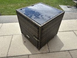 Rattan Beistell- Tischli