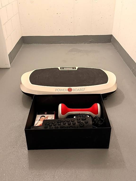 Dispositivi per massaggi: POWERBOARD 2.1 - FIT DURCH VIBRATION – Usato da Uster venduto da chr_5y2c 1
