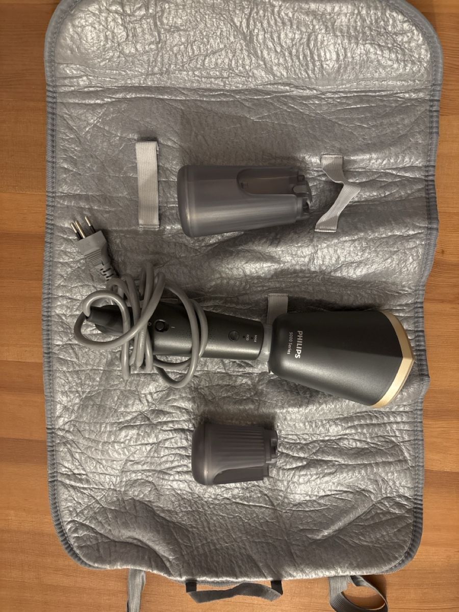 Philips Fers à repasser: Steamer Phillips 5000 series – D'occasion à Therwil par Schwedenlove