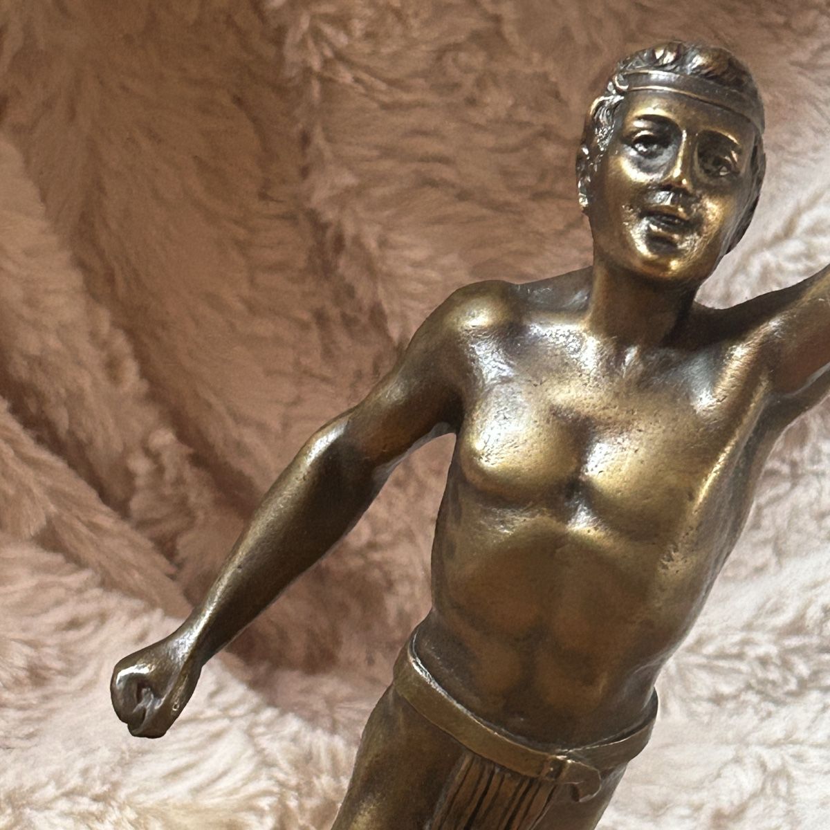 Skulpturen & Statuen: Bronzefigur Schützengesellschaft , Vogelsang 1934 – Gebraucht aus Laufen von belleskulptur 4
