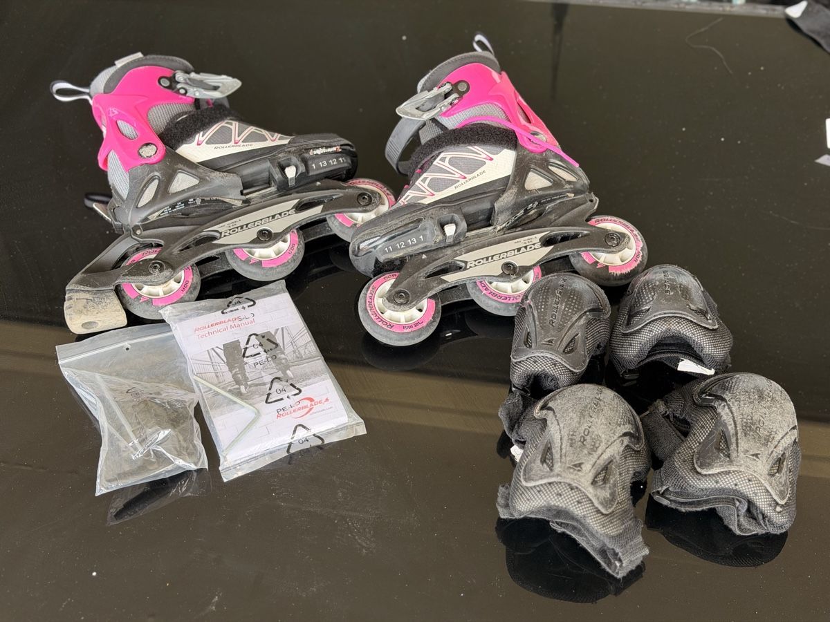 Inline-Skating & Rollschuhe: Rollerblade Spitfire mit Knie/Ellbogenschoner – Gebraucht aus Zürich von Gadgets2020