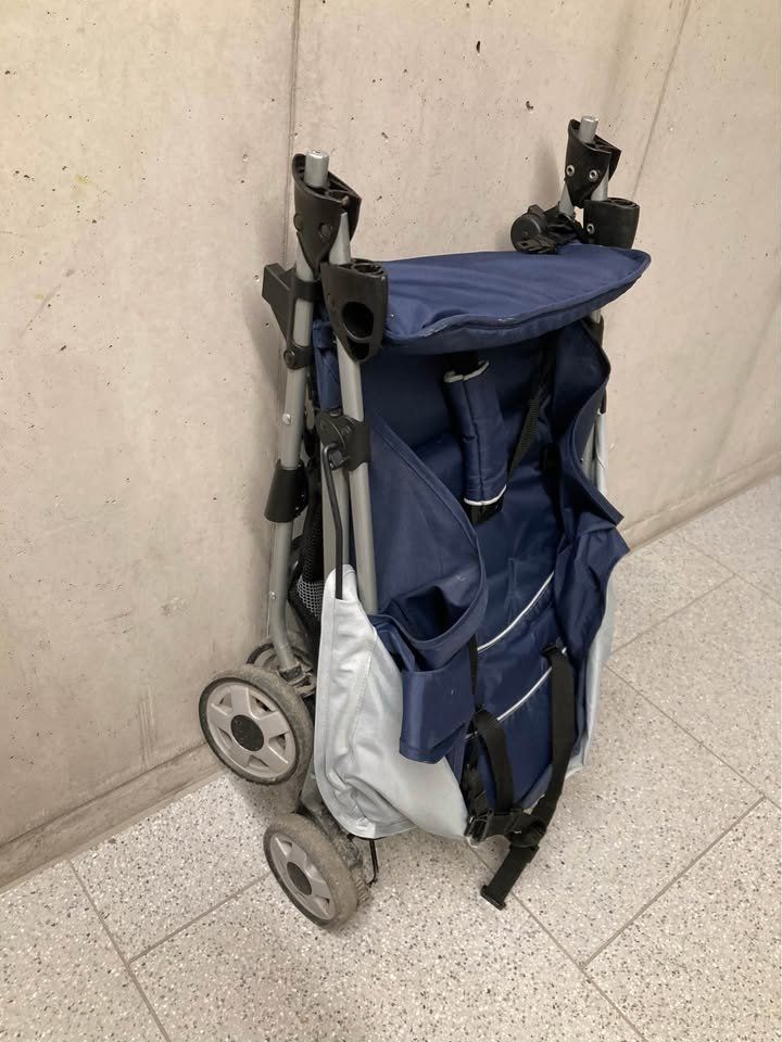 Hauck Carrozzine: Hauck Kompakt Kinderwagen – Usato da Zug venduto da aur_9zcj 2