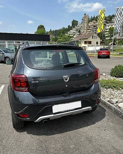 Automobili: DACIA Sandero Tce 90 Stepway Automatic – Usato da Tägerwilen venduto da geezee20 1