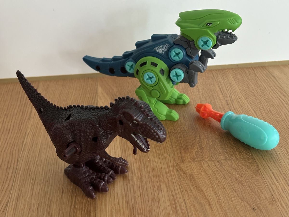 Spielzeuge: Random toys (in great condition) – Neu (gemäss Beschreibung) aus Würenlos von sue_wp8k 1