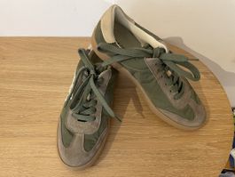 Coole Sneaker, Grösse 40, khaki-braun - Herbst Look!