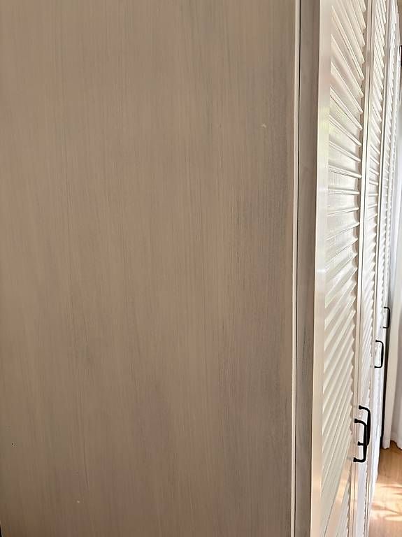 Armadi: Kleiderschrank – Usato da Schaffhausen venduto da mikelcroft 3