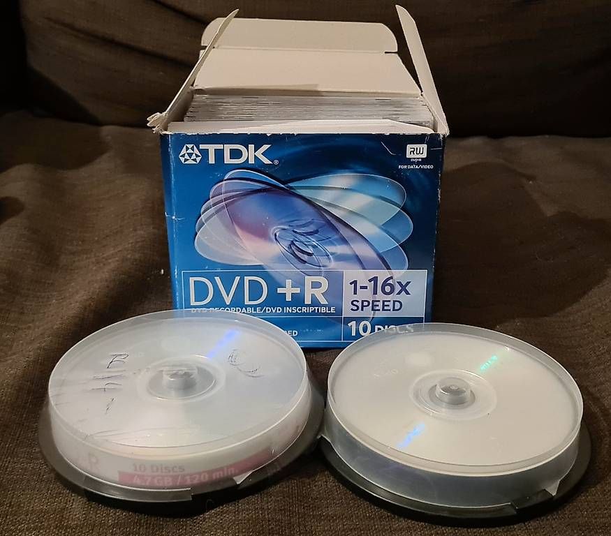 Alle DVDs: Lot de 27 DVD vierges – Gebraucht aus Nyon von que_sg6y