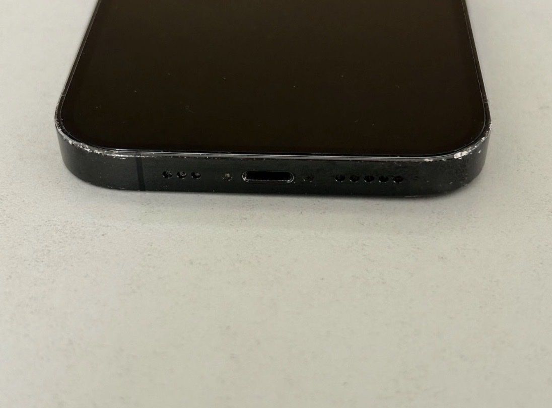 Apple Telefoni cellulari / Smartphones: Apple iPhone 14 Pro 256GB mit Hülle gebraucht – Usato da Zürich venduto da boba16 4