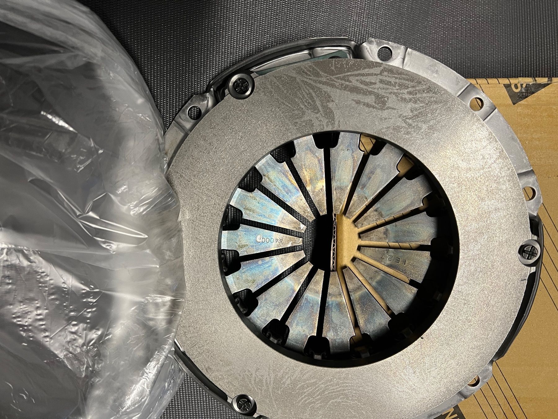 Mazda Automobili: Cache embrayage Mazda Mx-5 NA et NB 1.6 et 1.8 – Nuovo e nell'imballaggio originale da Sion venduto da ROBY_ROBY_ROBY