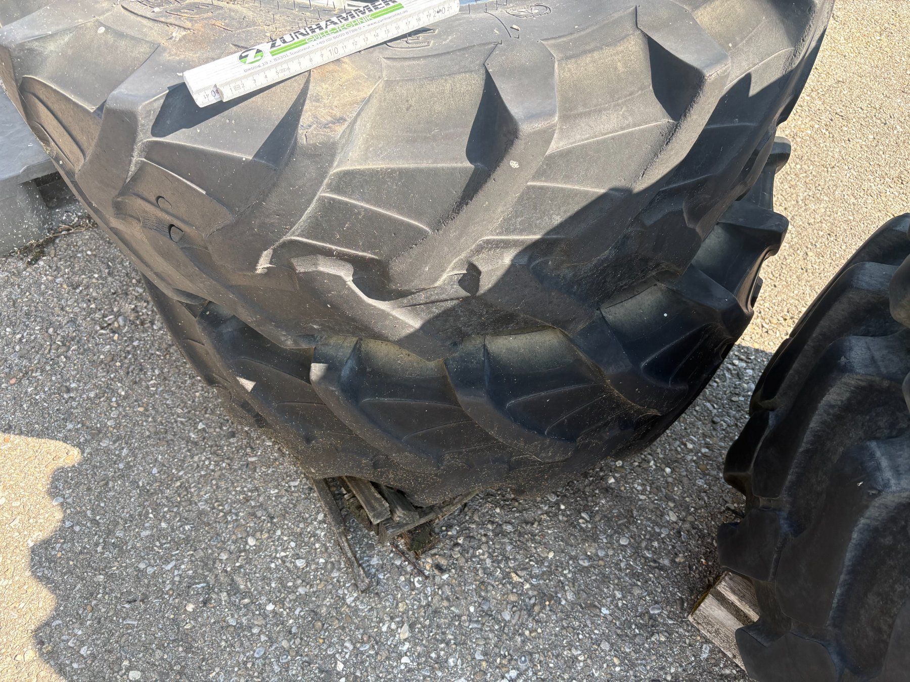 Pneus & Roues: Radsatz 320/85R20 – D'occasion à Lätti par baumi02 2