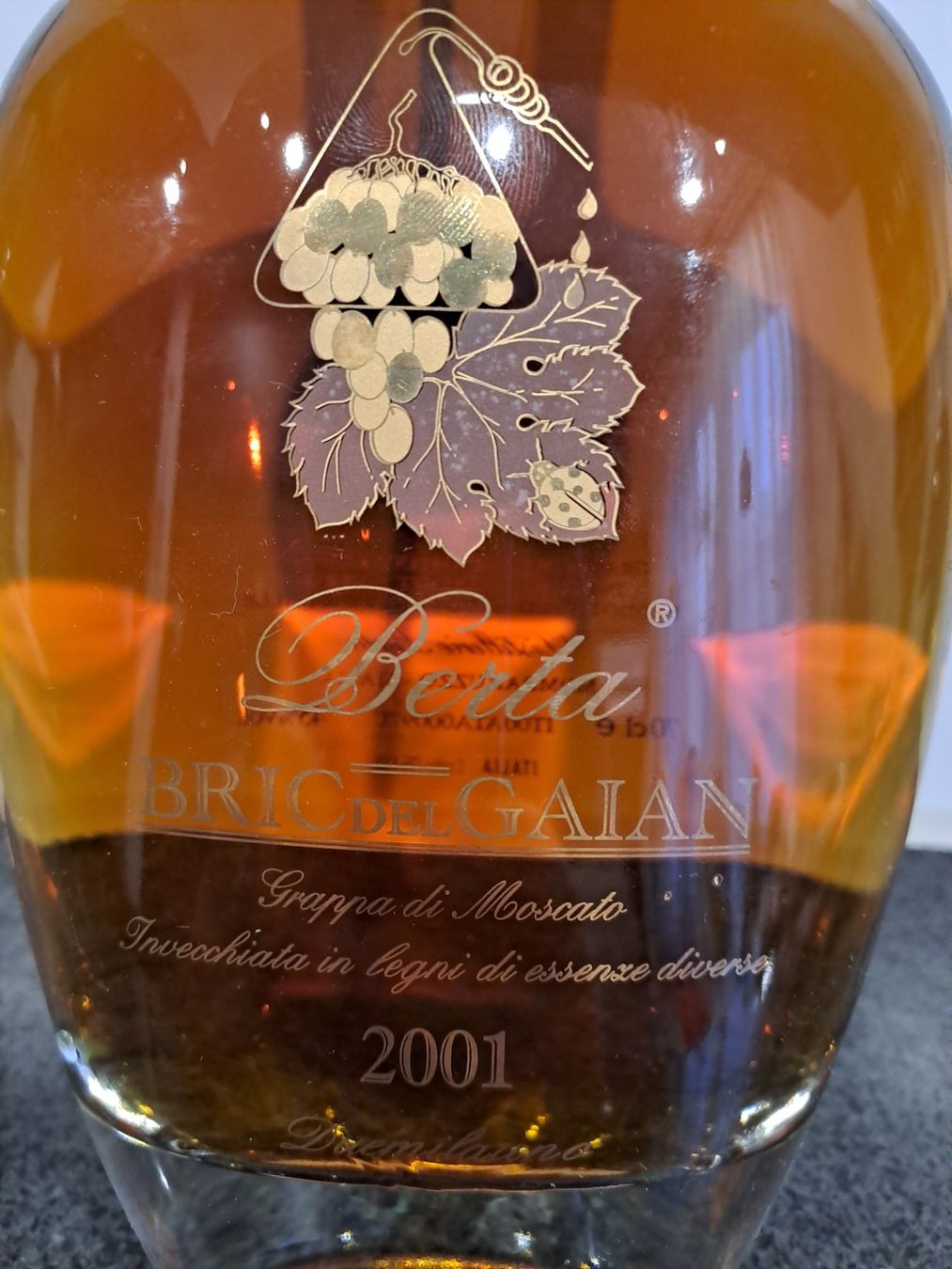 Berta Bevande alcoliche: Berta Grappa BRICDELGAIAN 2001 – Nuovo e nell'imballaggio originale da Elsau venduto da Kellerraeumung 2