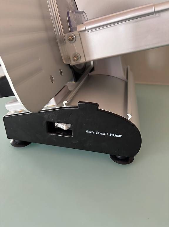 Elettrodomestici da cucina: Trancheuse polyvalente – Usato da Moudon venduto da jcs_k9m7 3