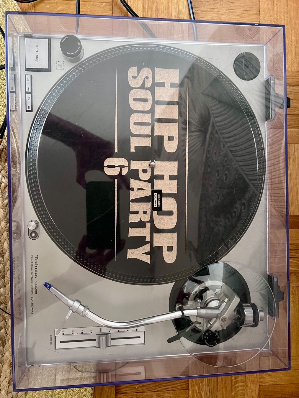 Technics Tourne-disques: Platine Technics SL-1200MK2 – D'occasion à Savigny par Lacece 1