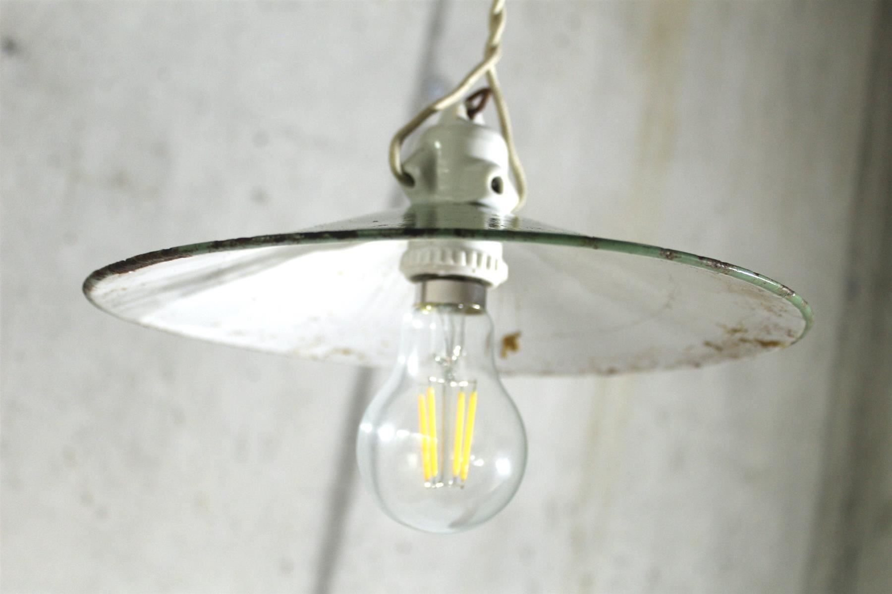 Kronleuchter & Deckenlampen: INDUSTRIEDESIGN - JUGENDSTIL - Lampe, Emaille, um 1910 – Gebraucht aus Bern von kultiges 3