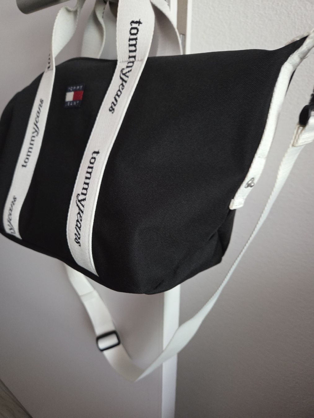 Tommy Hilfiger Sacs femmes: neue Tommy Hilfiger – Neuf (Voir description) à bellinzona par zeus6535 3
