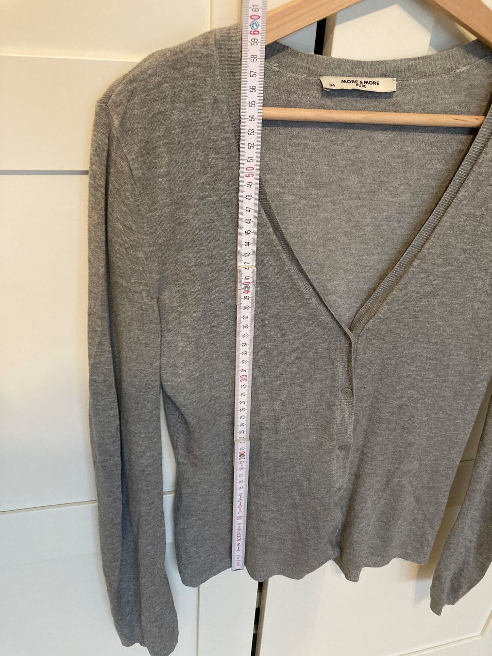 More & More Maglioni & Felpe: More&More Hellgraue Strickjacke, Gr. 34/36 – Usato da Zürich venduto da LisM. 5