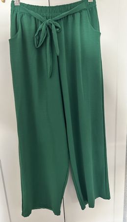 1/8 Hosen Damen GR 40 Grün