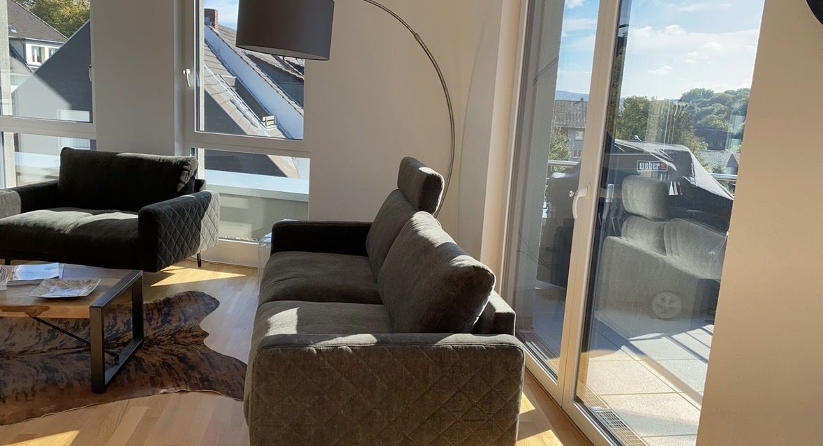 Sofas: Modernes Sofa mit Sessel – D'occasion à Ulisbach par C_Herzog