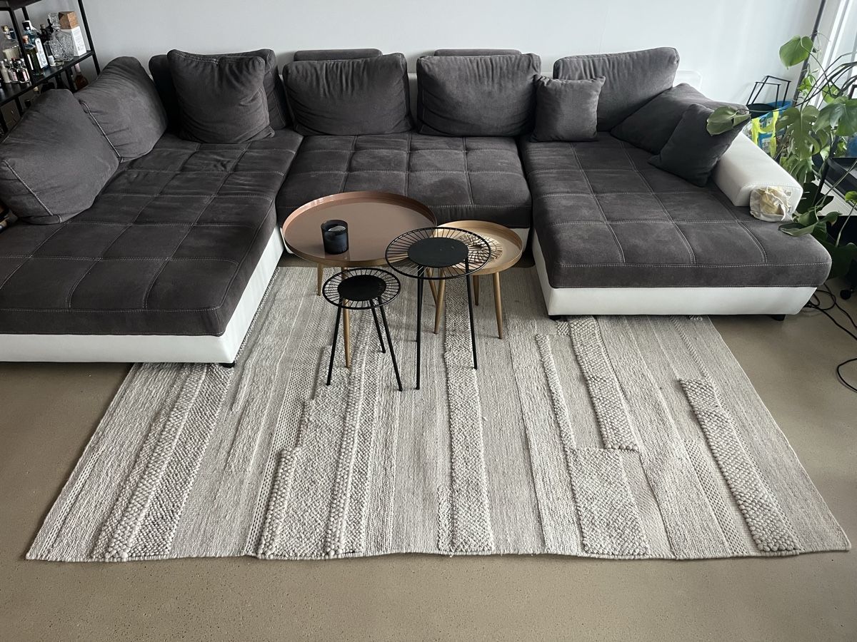 Teppiche: Beige Rug – Gebraucht aus Zürich von val_9xzb