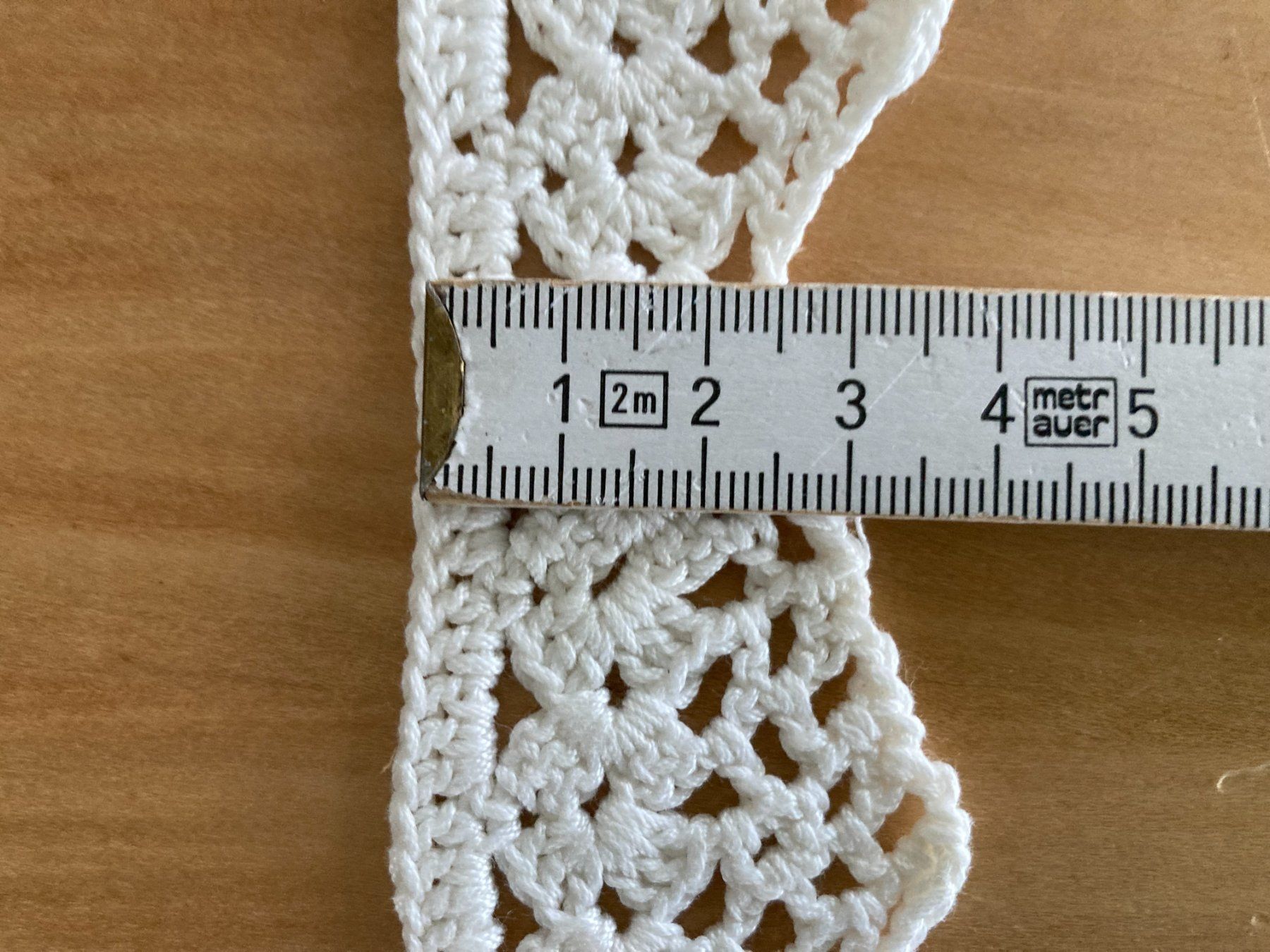 Nastri decorativi: Spitzenband   Handarbeit  Häkelarbeit – Usato da Subingen venduto da ArtBead 4