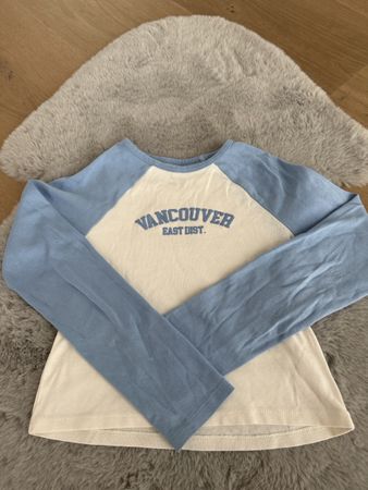 Vancouver Longsleeve, Grösse 146, Hellblau/Weiss, Top Zustan