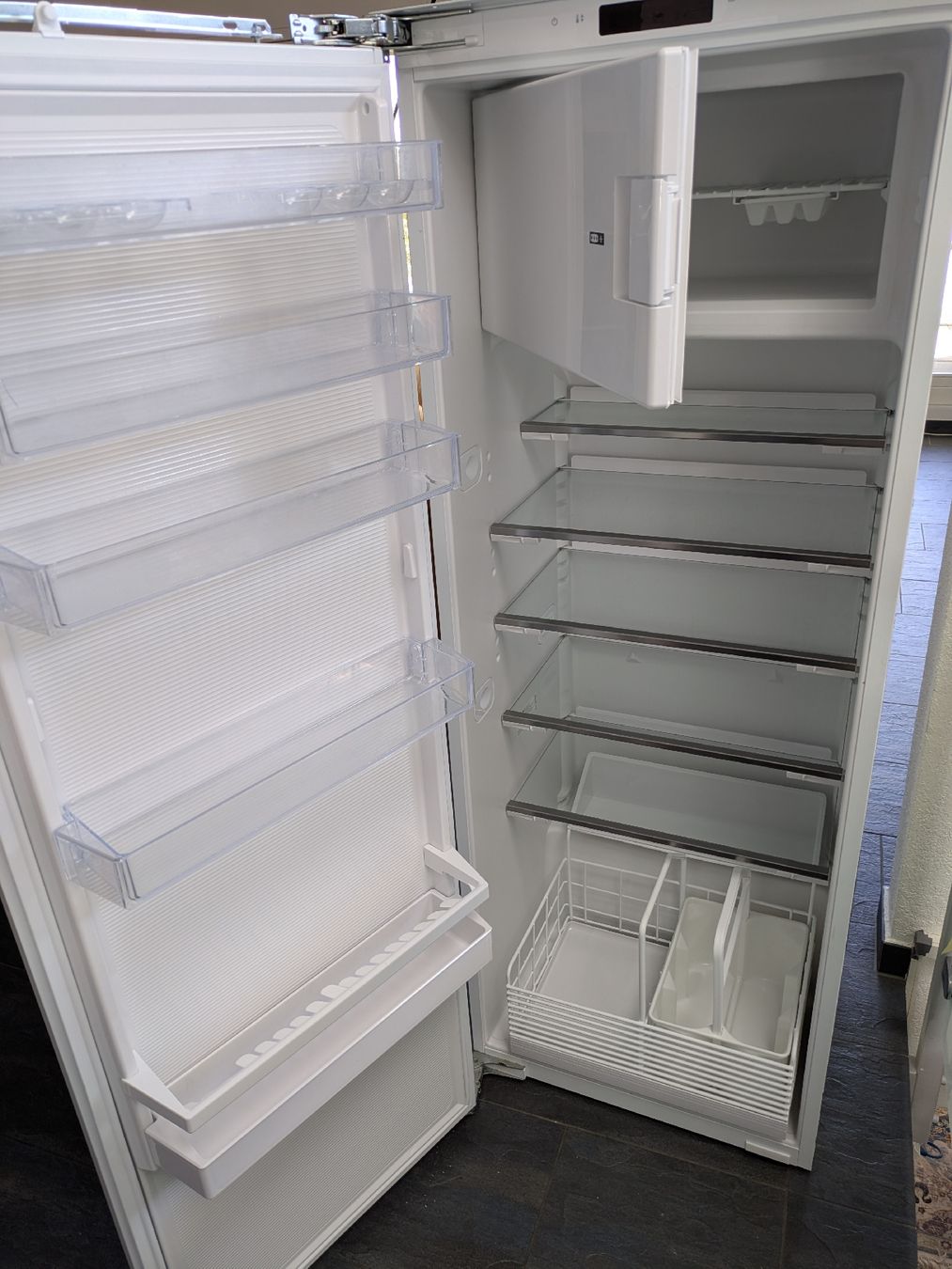 V-Zug Kühlschrank: Kühlschrank V-Zug De Luxe Eco – Gebraucht aus Winterthur von roman_hauser